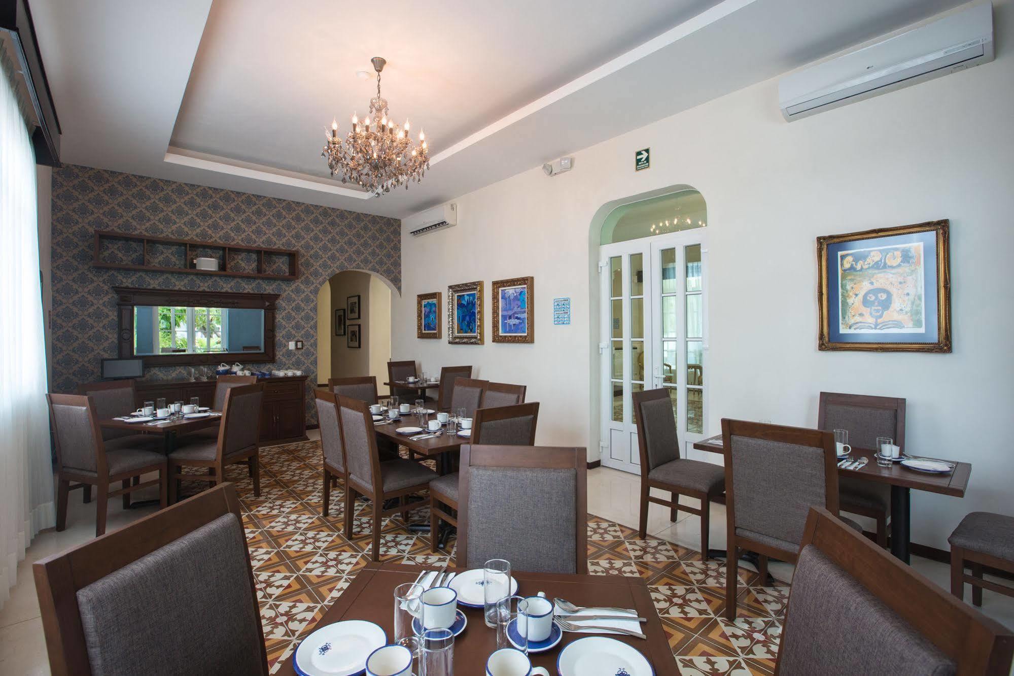 Delfina Boutique Hotel Merida Exterior photo
